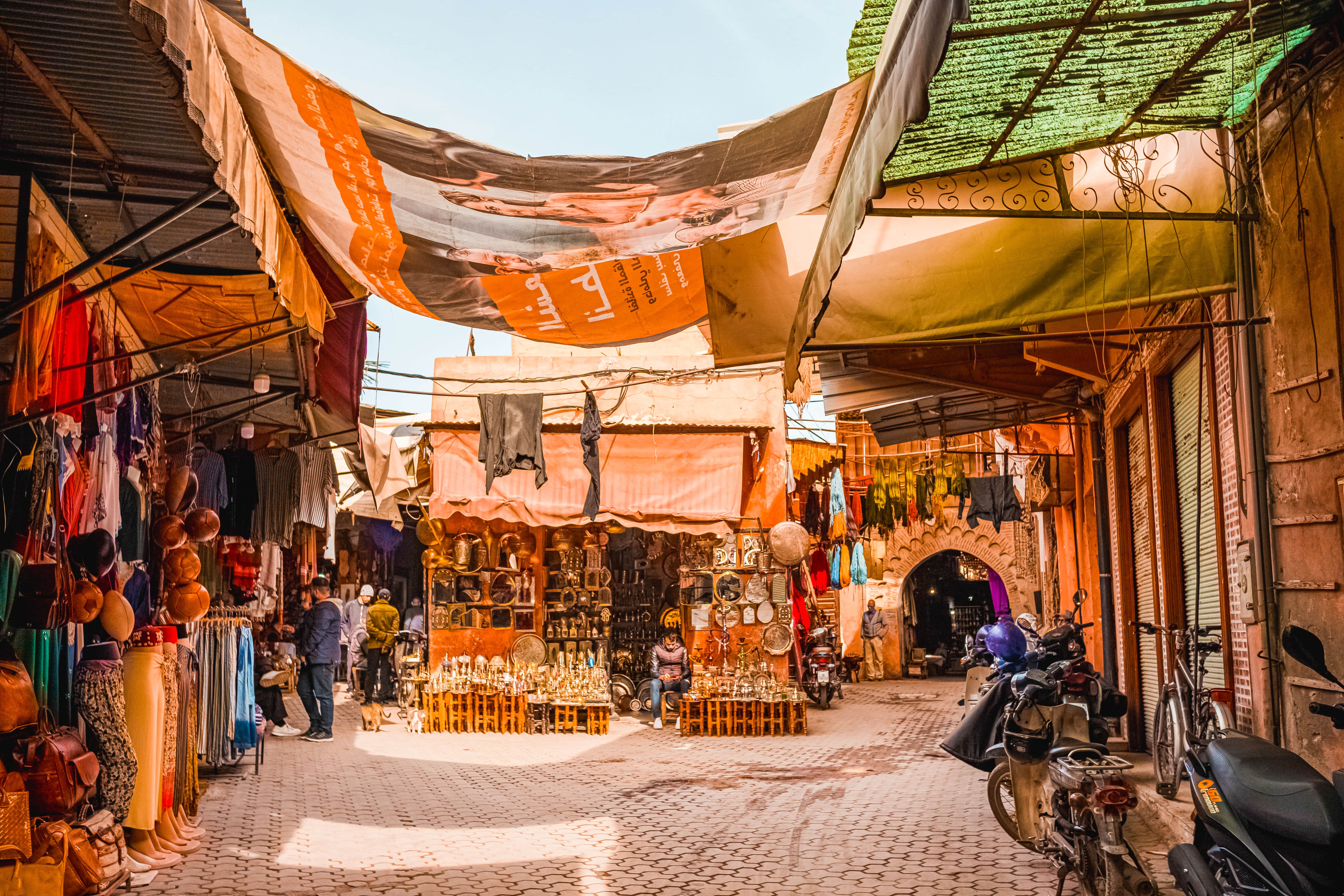 Strassenszene in der Altstadt El Dahar in Hurghada